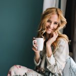 odcienie ciepłego blondu